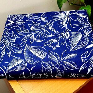 COTTON FLORAL PRINT FABRIC 116" x 35" NAVY BLUE LIGHT BLUE NEW